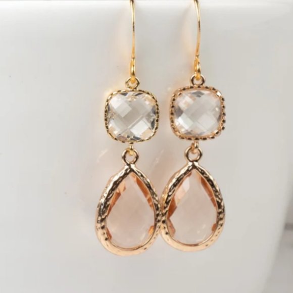 Peach Earrings, Blush Earrings, Gold, Champagne, Bridesmaid  Peach Bridesmaid Earrings - Blush Bridesmaid Earrings - Peach Gold Earrings - We